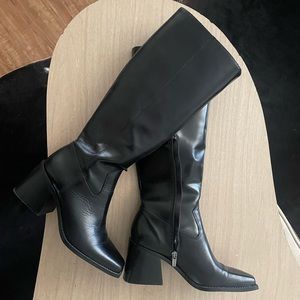 Vince Camuto Sangeti Boot 8.5